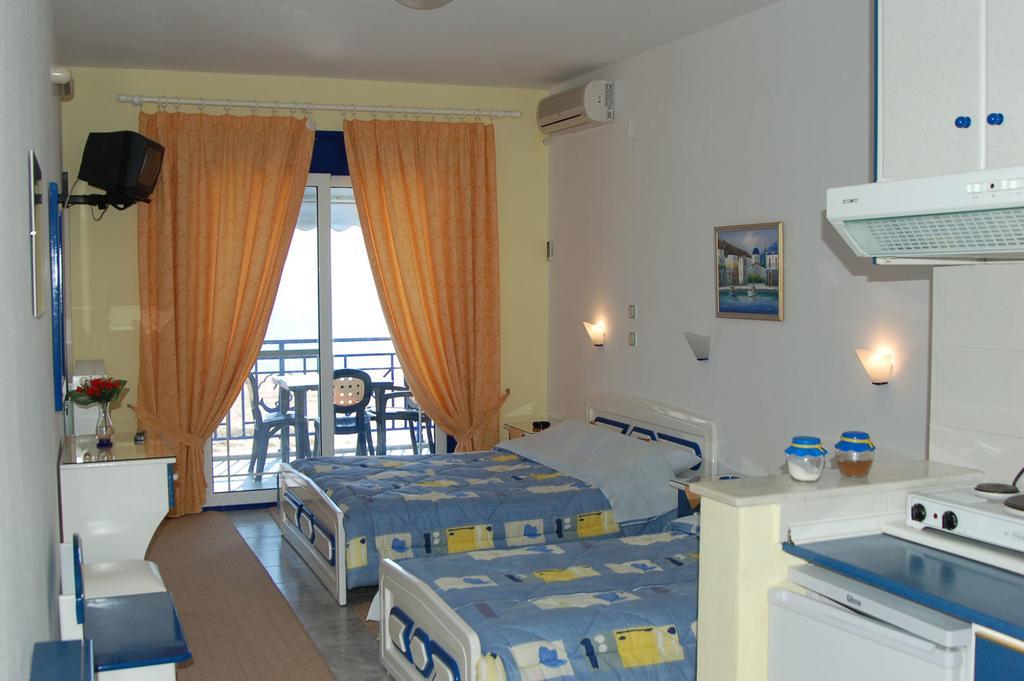House Katerina Mediterranean Сарті Екстер'єр фото